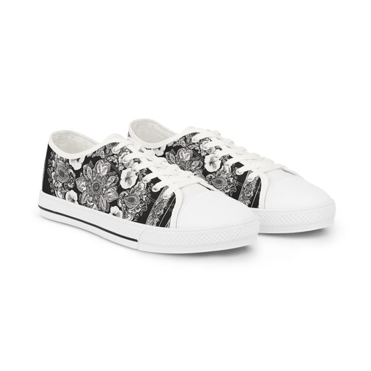 Men's Low Top Paisley Style On A Black And White Canvas Sneakers