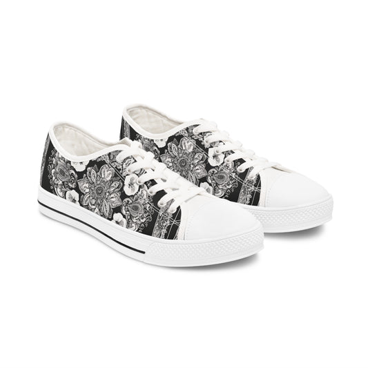 Women's Low Top Paisley Style On A Black And White Canvas Sneakers